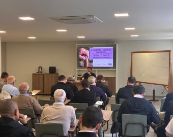 Estudo Anual reúne o clero da Diocese de Criciúma em Nova Veneza