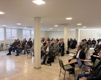 Estudo Anual reúne o clero da Diocese de Criciúma em Nova Veneza