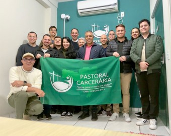 Seminaristas da Diocese de Criciúma visitam a Pastoral Carcerária no Complexo Prisional da Agronômica