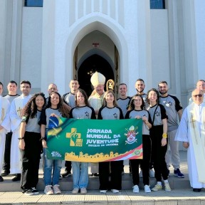 Diocese de Criciúma celebra envio de jovens para a Jornada Mundial da Juventude