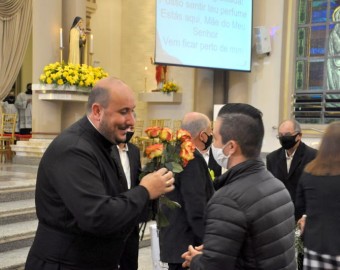 Diocese de Criciúma celebra ordenação de Padre Claiton