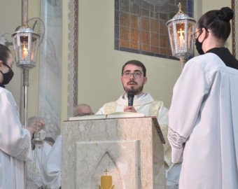 Diácono Marciel é ordenado padre em Sombrio