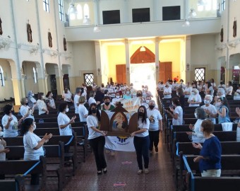 Movimento da Mãe Peregrina realiza encontro em Araranguá