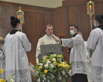 Diácono Tiago é ordenado padre em Criciúma