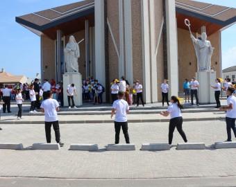 Caminhada pela vida e pela paz é realizada em Araranguá