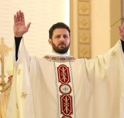 Diocese de Criciúma celebra ordenação de Padre Maurício 