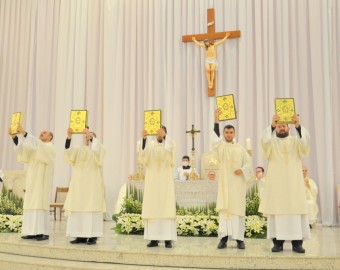 Diocese de Criciúma acolhe cinco novos diáconos